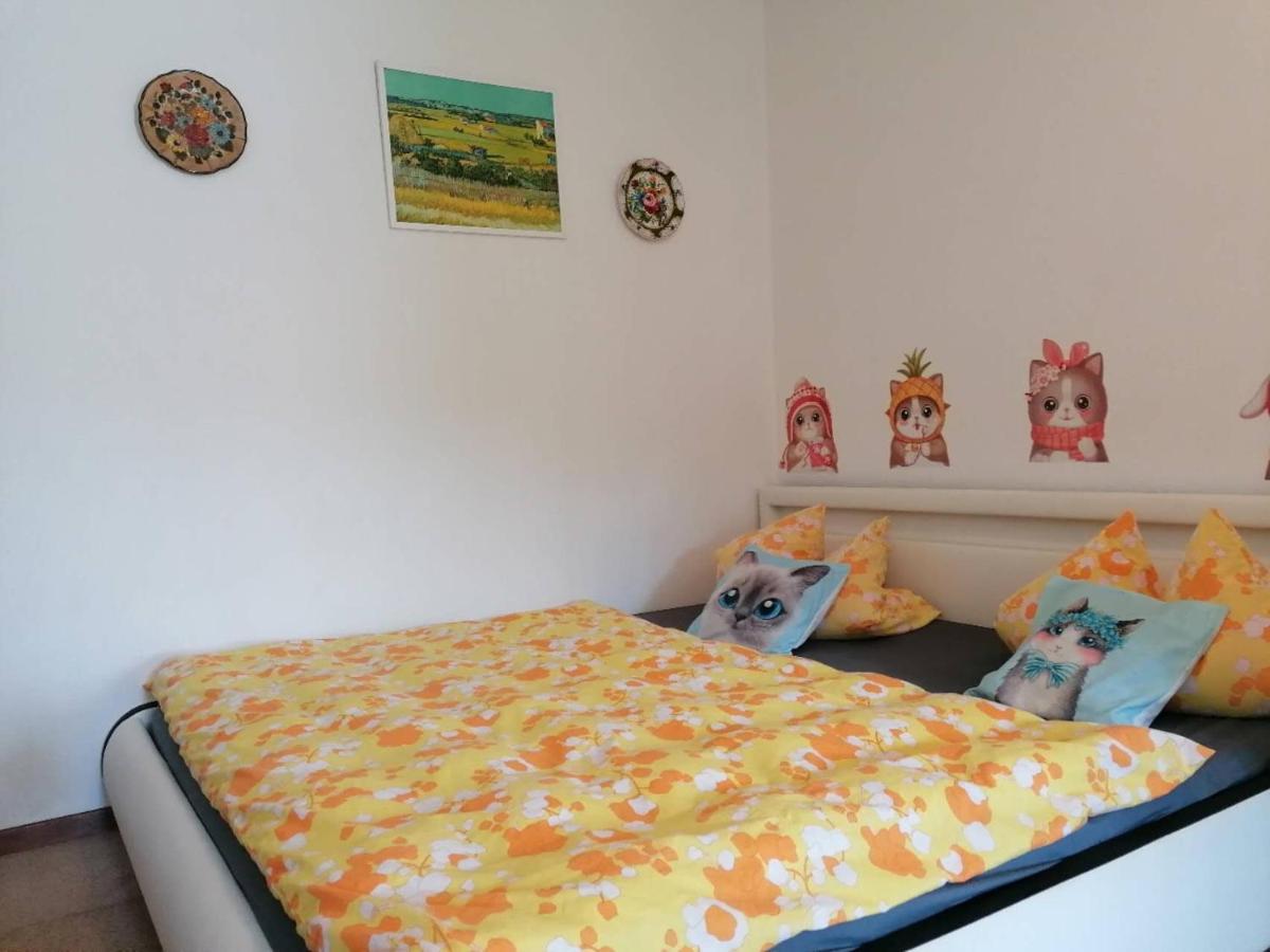 Ferienwohnung Schoene Wohnung 2D-Gebaeude Mit Mini-Garten โชนวัลด์ ภายนอก รูปภาพ